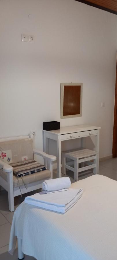 Nikis Apartments อากิออส กอร์ดิออส ภายนอก รูปภาพ