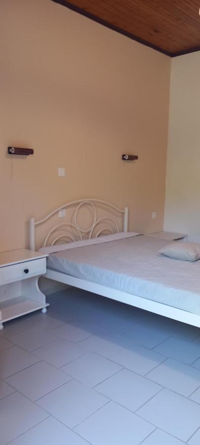 Nikis Apartments อากิออส กอร์ดิออส ภายนอก รูปภาพ