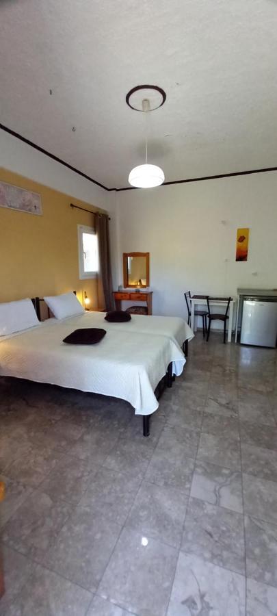 Nikis Apartments อากิออส กอร์ดิออส ภายนอก รูปภาพ