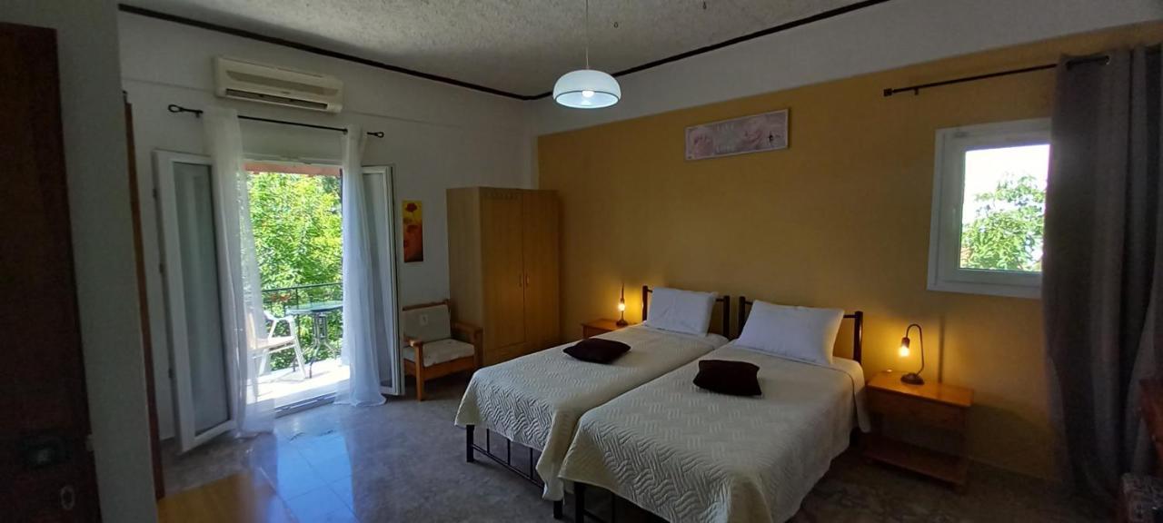 Nikis Apartments อากิออส กอร์ดิออส ภายนอก รูปภาพ