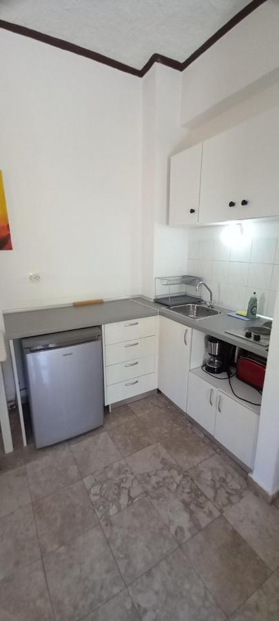 Nikis Apartments อากิออส กอร์ดิออส ภายนอก รูปภาพ